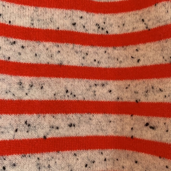 LINE - 100% cashmere sweater - red /grey line details - Picture 3 of 5